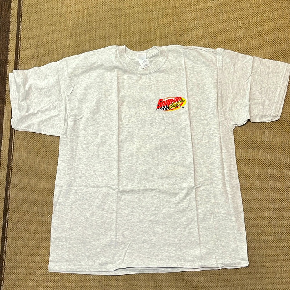 Snap on t-shirt vintage